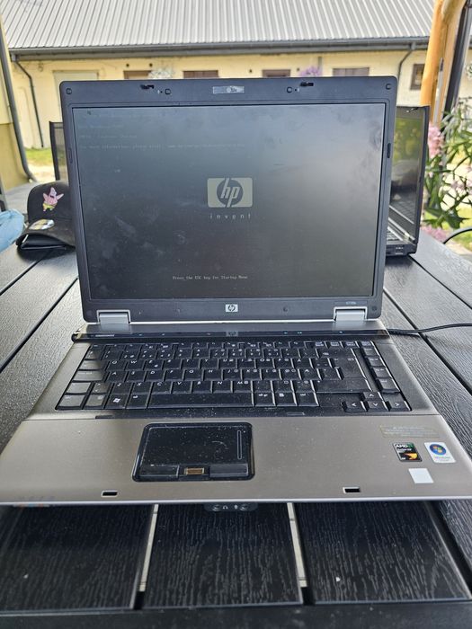 Laptop HP Compaq 6735b