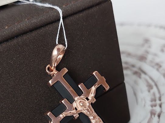 Хрестик срібний з каучуком та розп'яттям позолочений