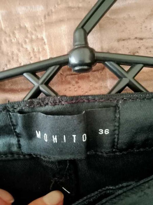 Spodnie woskowane Mohito roz S