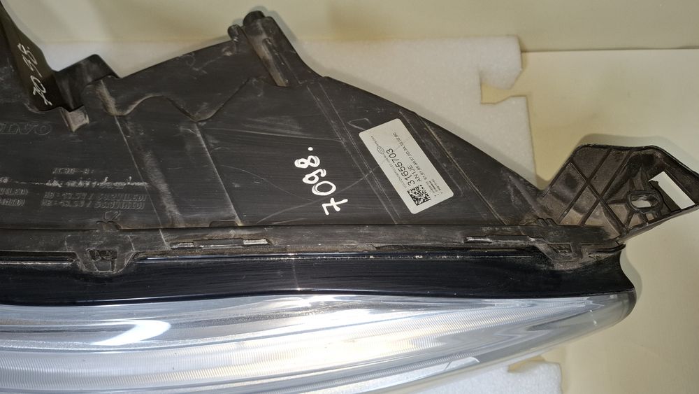 Volvo XC90 , 2015- фара передня Full Led, in07098