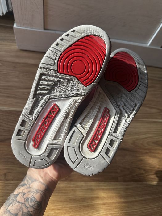 Buty Nike Air Jordan 3 retro SE red cement r. 35,5