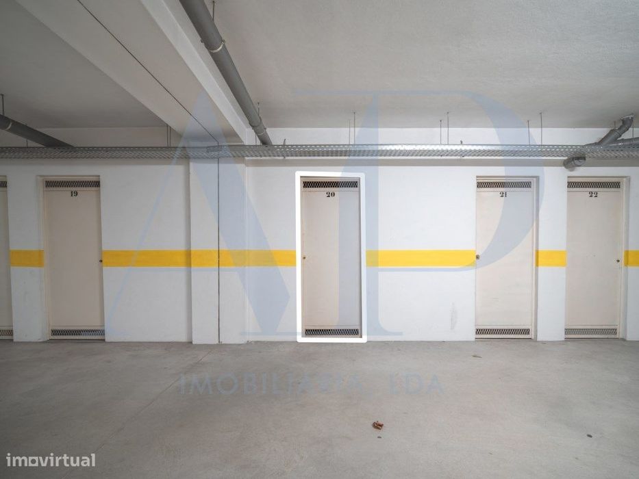 Apartamento T1 com Terraço em Fermentões