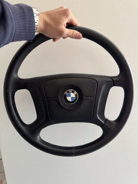 Volante BMW E34 Original
