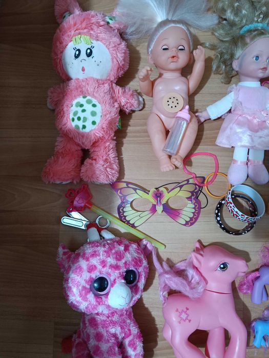 Куклы, пони, игрушки девочке, лот более 30 шт.