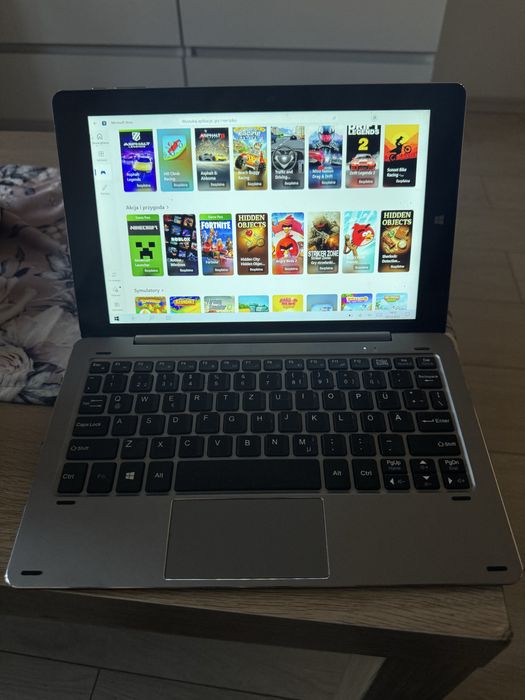 Laptop 2w1 tablet Chuwi