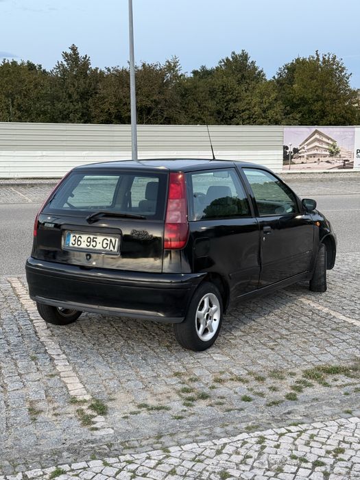 Fiat Punto Gasolina 6 Velocidades foto 5