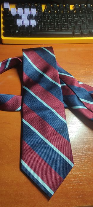 Галстуки мужские разные