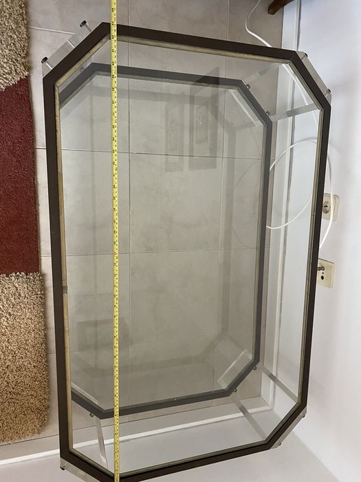Mesa de centro, toda em vidro