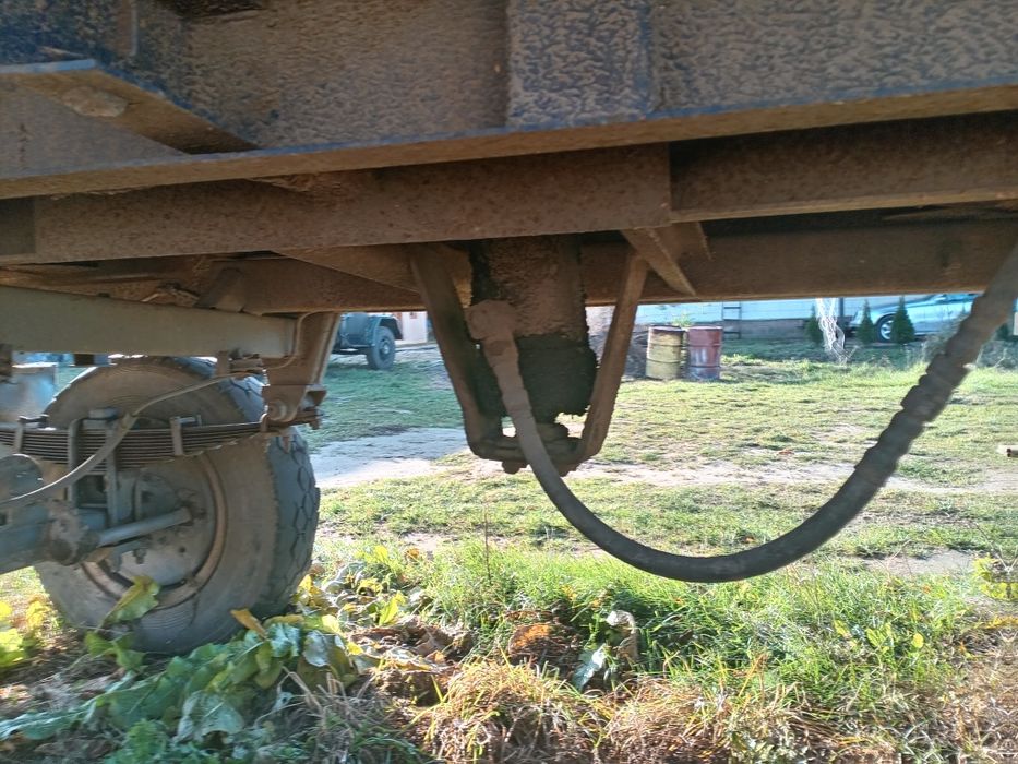 Продам прицеп гкб 819
