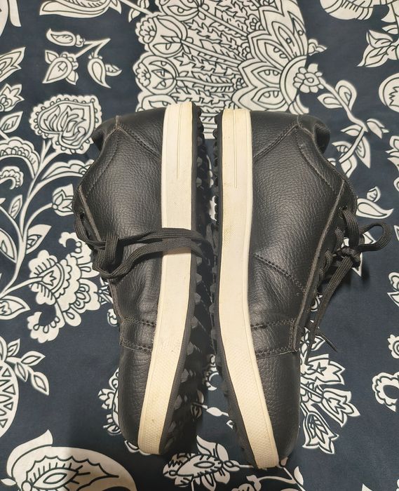 Buty sportowe sneakersy Ellesse roz. 40 buty sezonowe