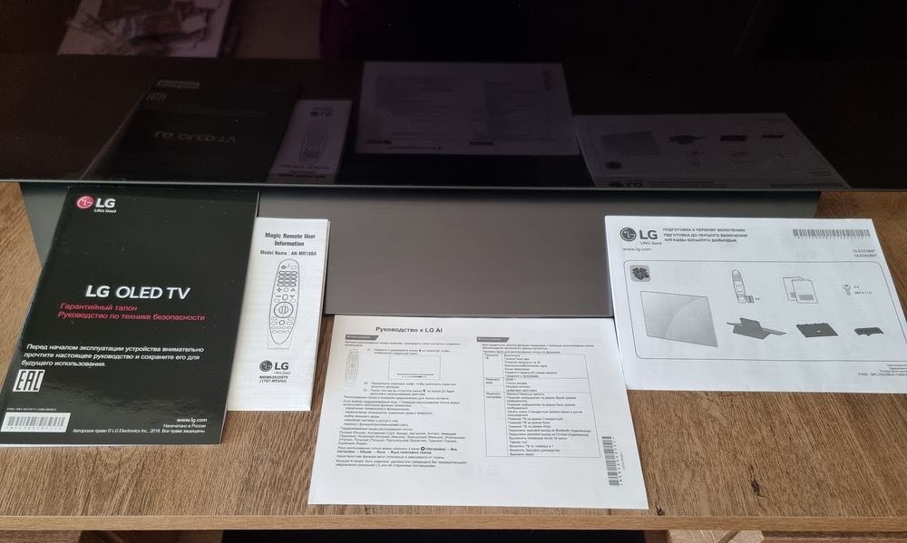 Телевізор LG OLED55B8PLA