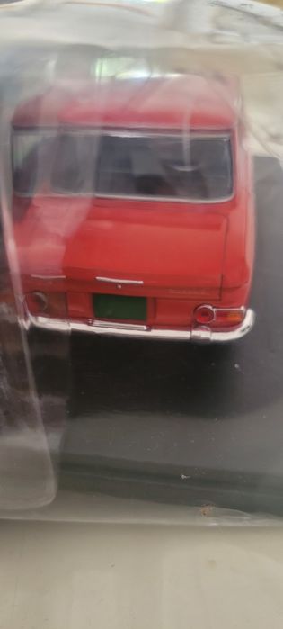 Miniatura Datsun