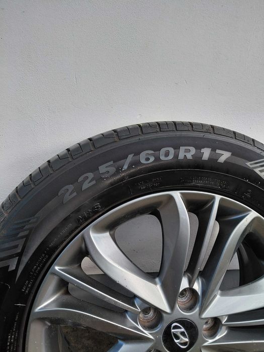 komplet kół aluminiowych  HYUNDAI KIA 225/60/R17