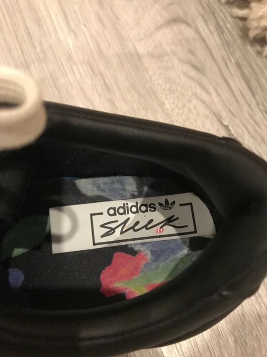 Adidas em pele SLEEK