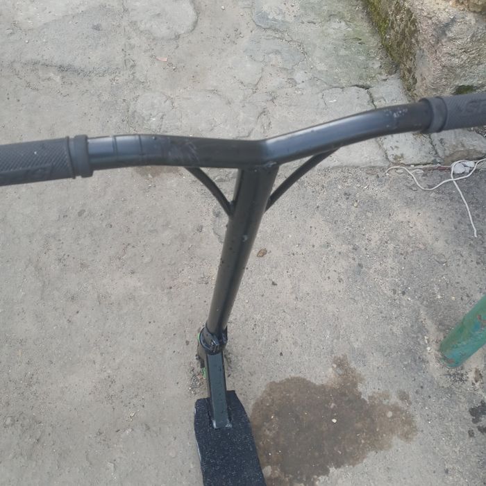 продаю трюкавой самокат