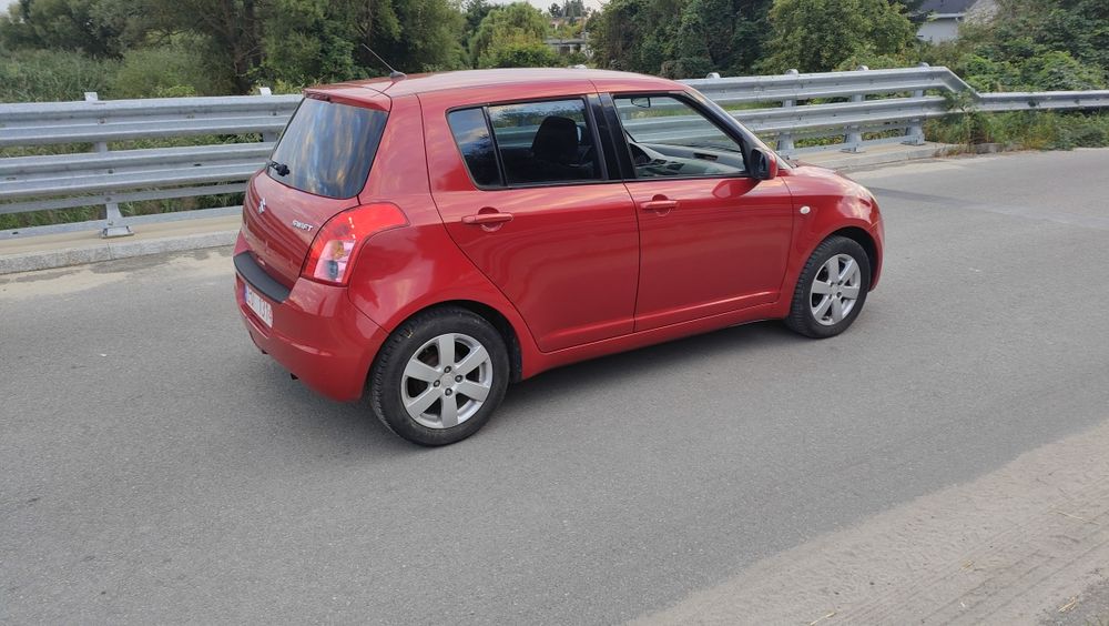 Suzuki Swift rok 2007, poj. 1,3 benzyna