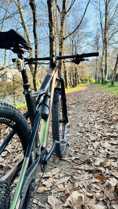 BTT Orbea Oiz M30 | Tamanho M | Suspensão Total | Carbono