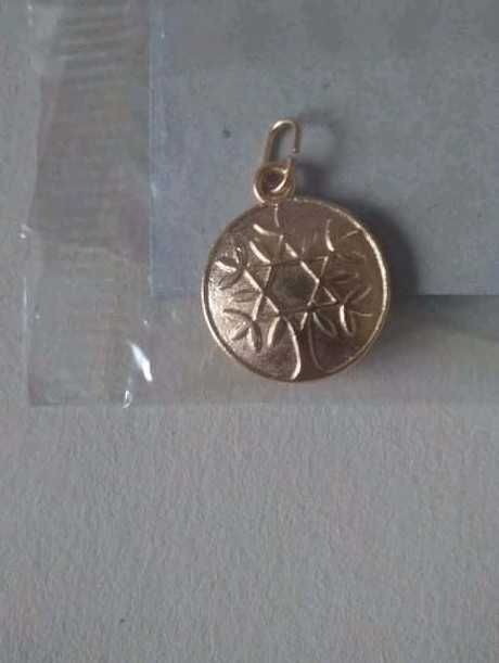 Pendentes com simbolos da sorte para fio