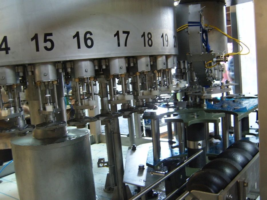 Продам цех з  розливу мінеральної води