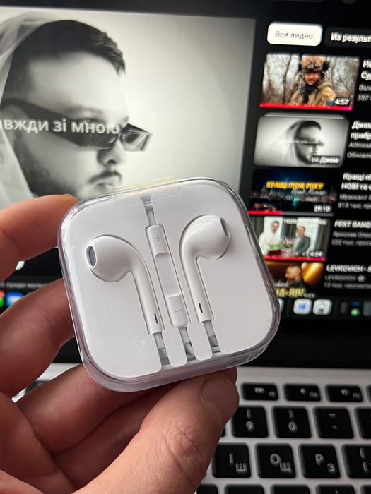 Original Apple EarPods lightning/3.5 jack до iphone/ipad