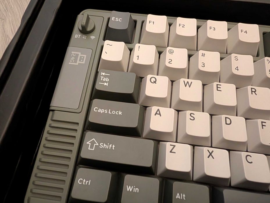 Teclado Mecânico Epomaker RT85