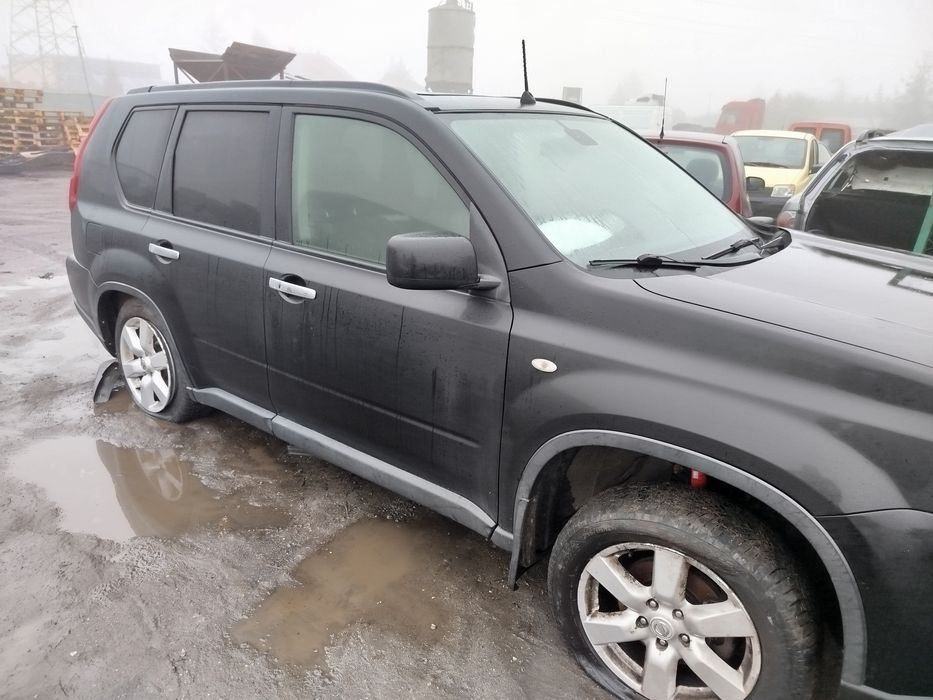 Nissan X-trail G41 G drzwi prawe przód przednie kompletne stan bdb wys