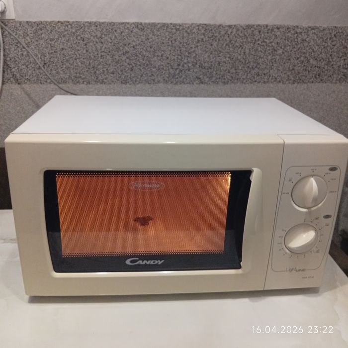 Мікрохвильовка CANDY