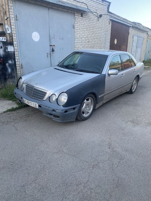 Mercedes Benz w 210 e 220 автомат