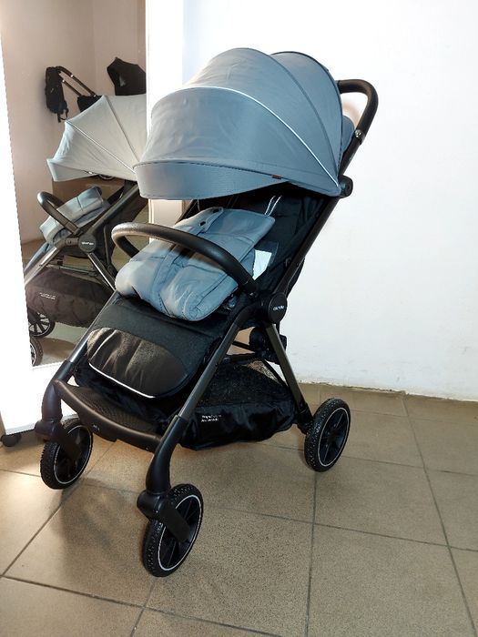 Carrello Delta легка всього 8.4 кг легка і маневрена 2024року СКЛАД