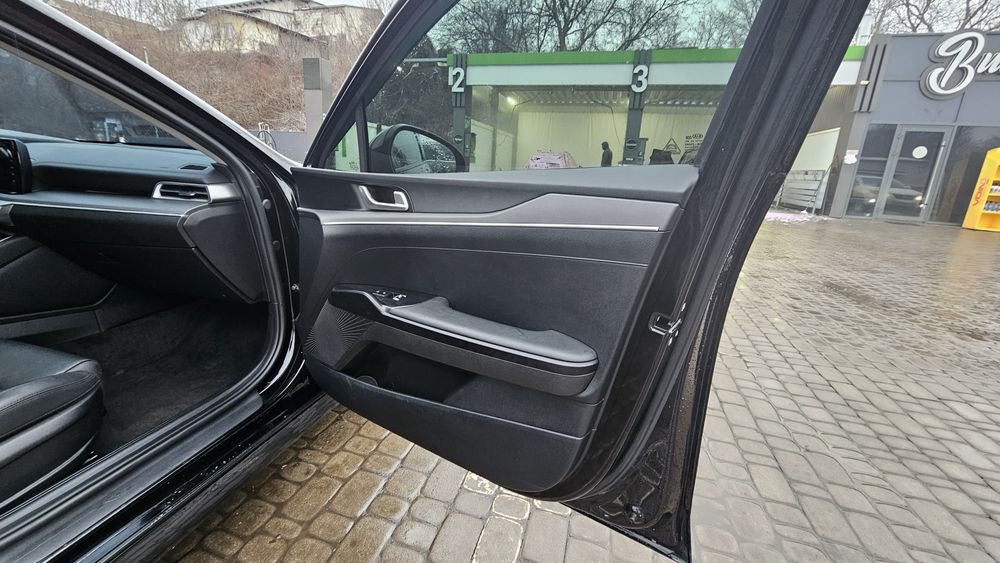 Продам KIA K5 2021 рік