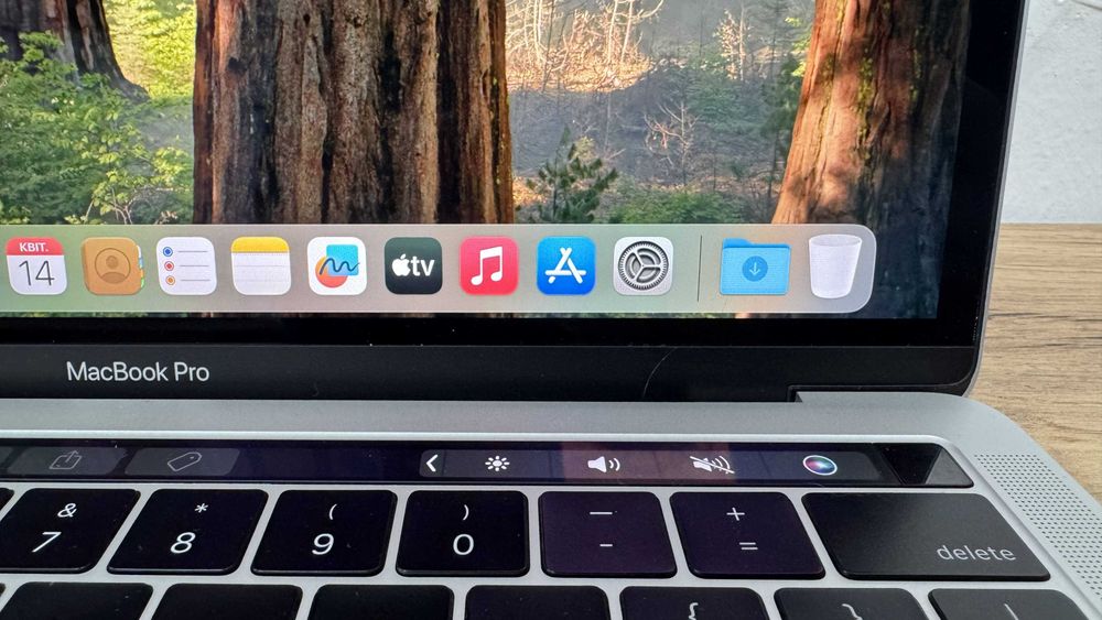 MacBook Pro 13 2019 – i5, 16GB RAM, 256GB SSD