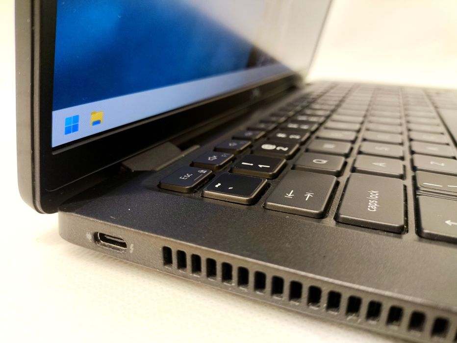 Laptop DELL Latitude 7420 Core i7 11 gen. 32GB 512GB 14" Touch LTE FV