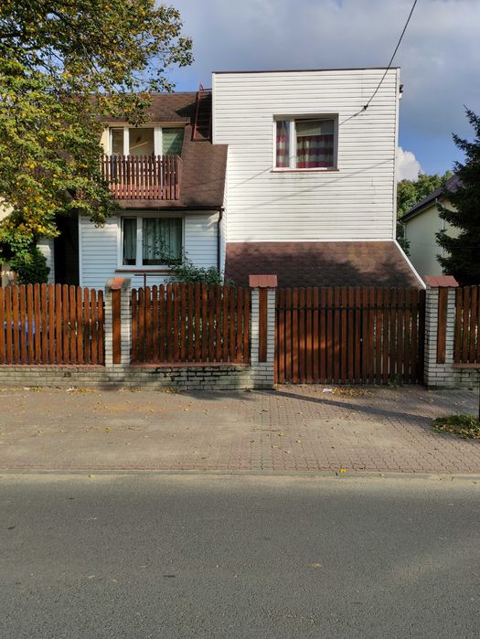 Pokoje pracownicze  35 zł 9 miejsc. Dom 100m2 do wynajęcia