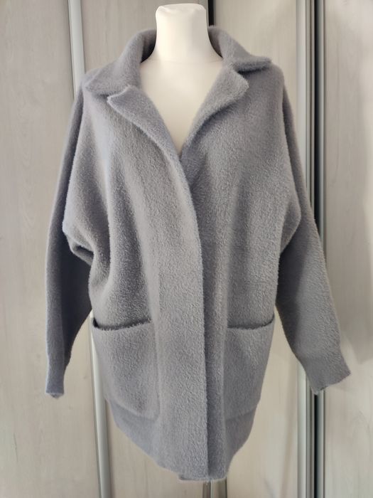 Damski płaszcz, alpaka, szary z czarnym wzorem, roz uniwersalny, nowy