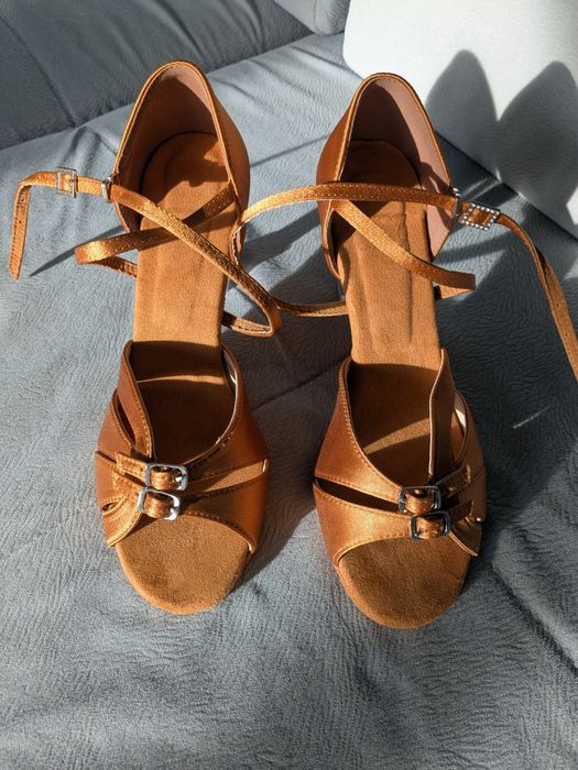 Buty taneczne Latino
