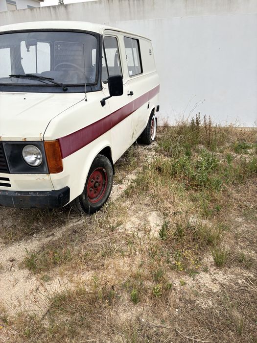 Ford Transit mk2470562865467238402