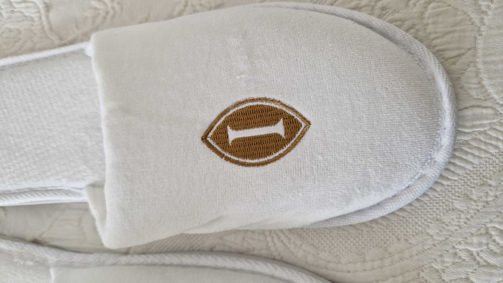 Chinelos de Hotel - Intercontinental - brancos, tamanho único, novos