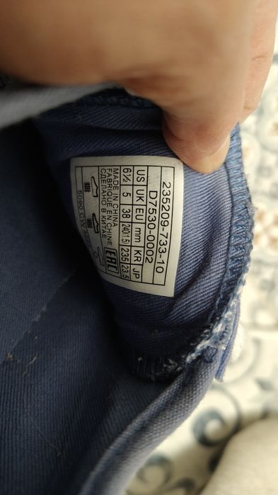Trampki Levi's r. 38 / 24 cm niebieskie