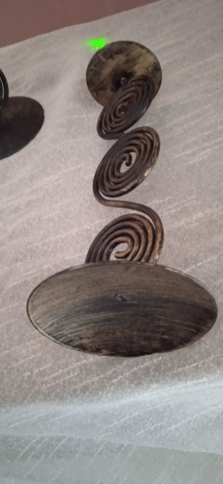 2 wrought-iron candlesticks64586340838914124