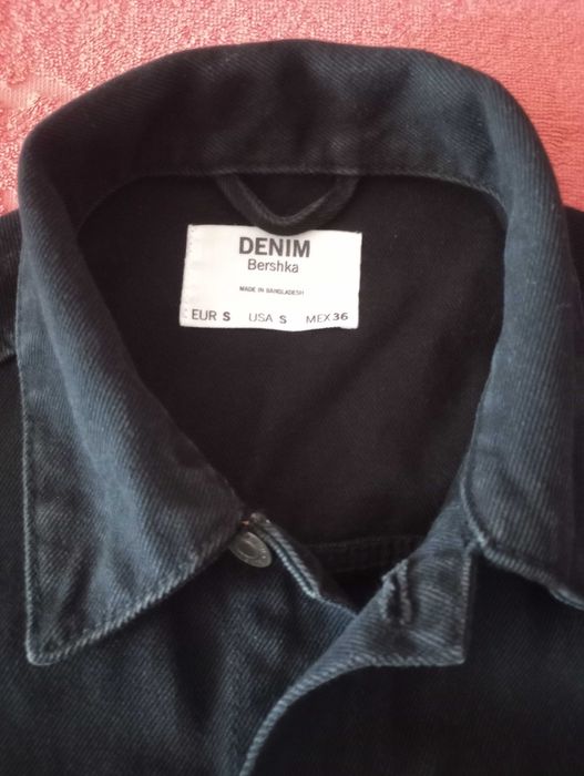 Продам чоловічу джинсову куртку DENIM  Bershka .