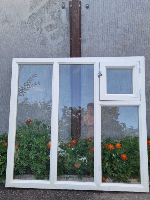 Продам вікна застеклені