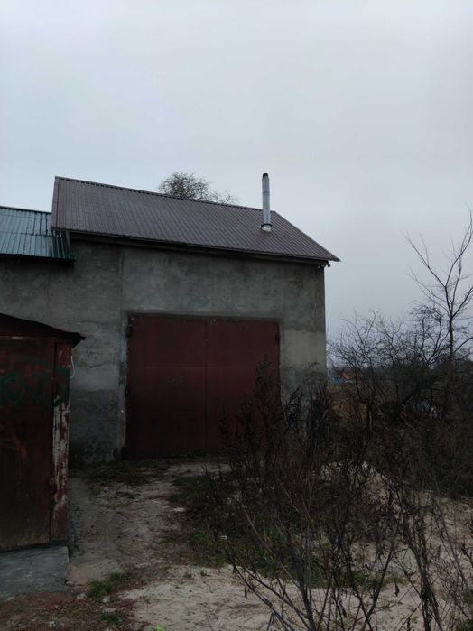 Продам двухповерховий універсальный гараж.