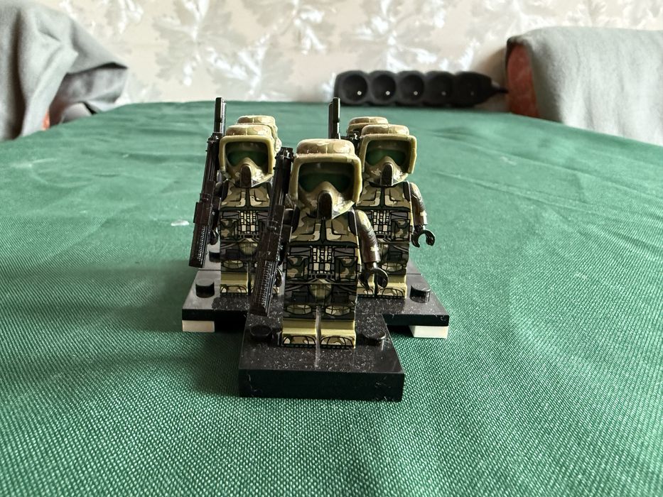 Figurki Star Wars custom komp. z lego