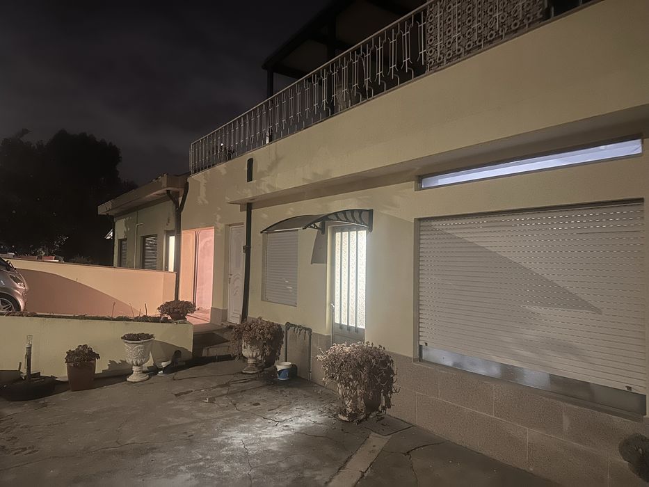 Cobertura para portas, janelas ou portadas435561742216079366