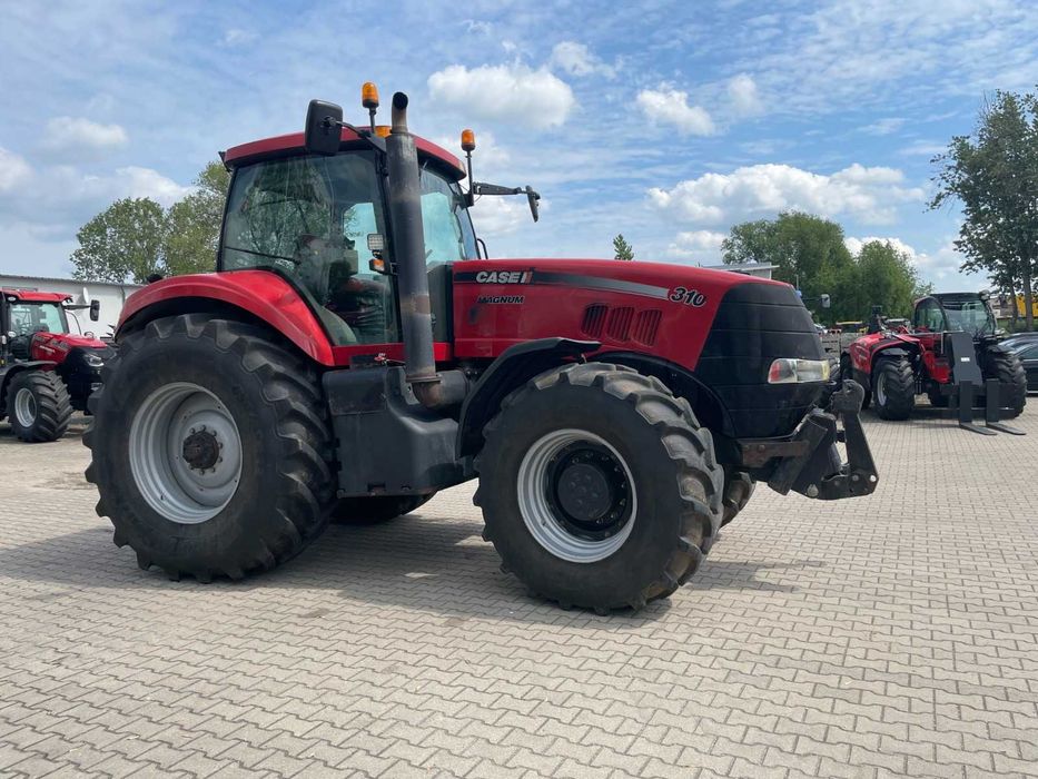 Case IH Magnum 310