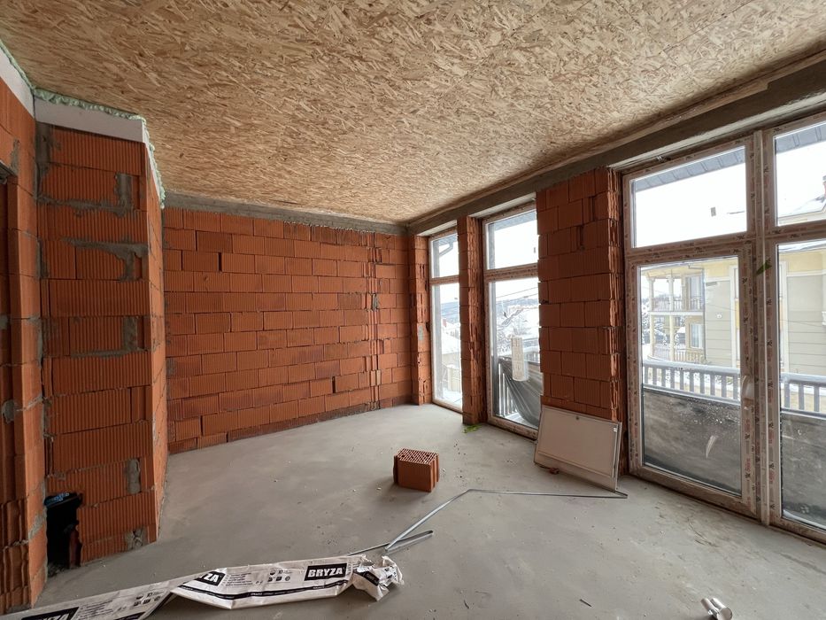 Котедж , нижня Червениця