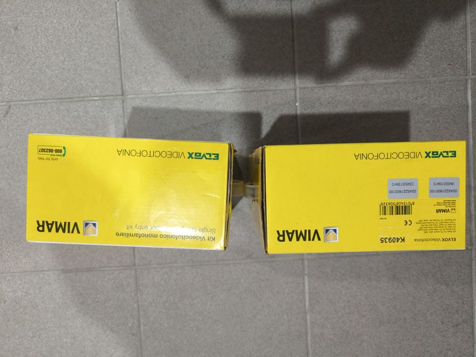 Vendo 2 kits de vídeo porteiro vimar elvox