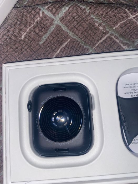 Apple Watch SE (GPS) (2‑го покоління)
