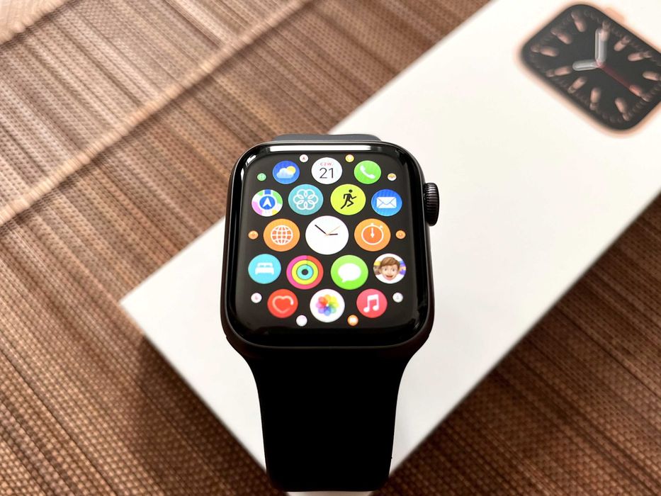 [NOWY] Apple Watch SE [GPS 40mm] Space Grey Aluminium Case [Bateria 100%]