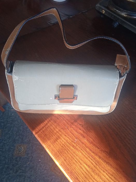 Сумочка женская на плечоо